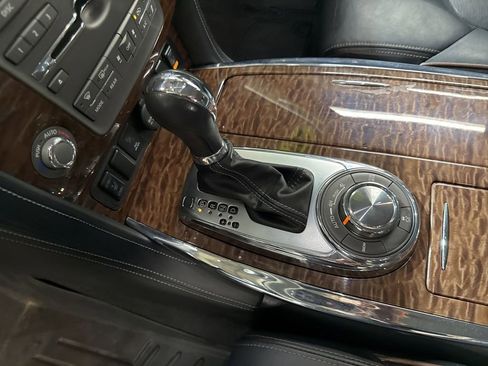 Used 2019 Nissan Armada SL w/ Premium Package image 25