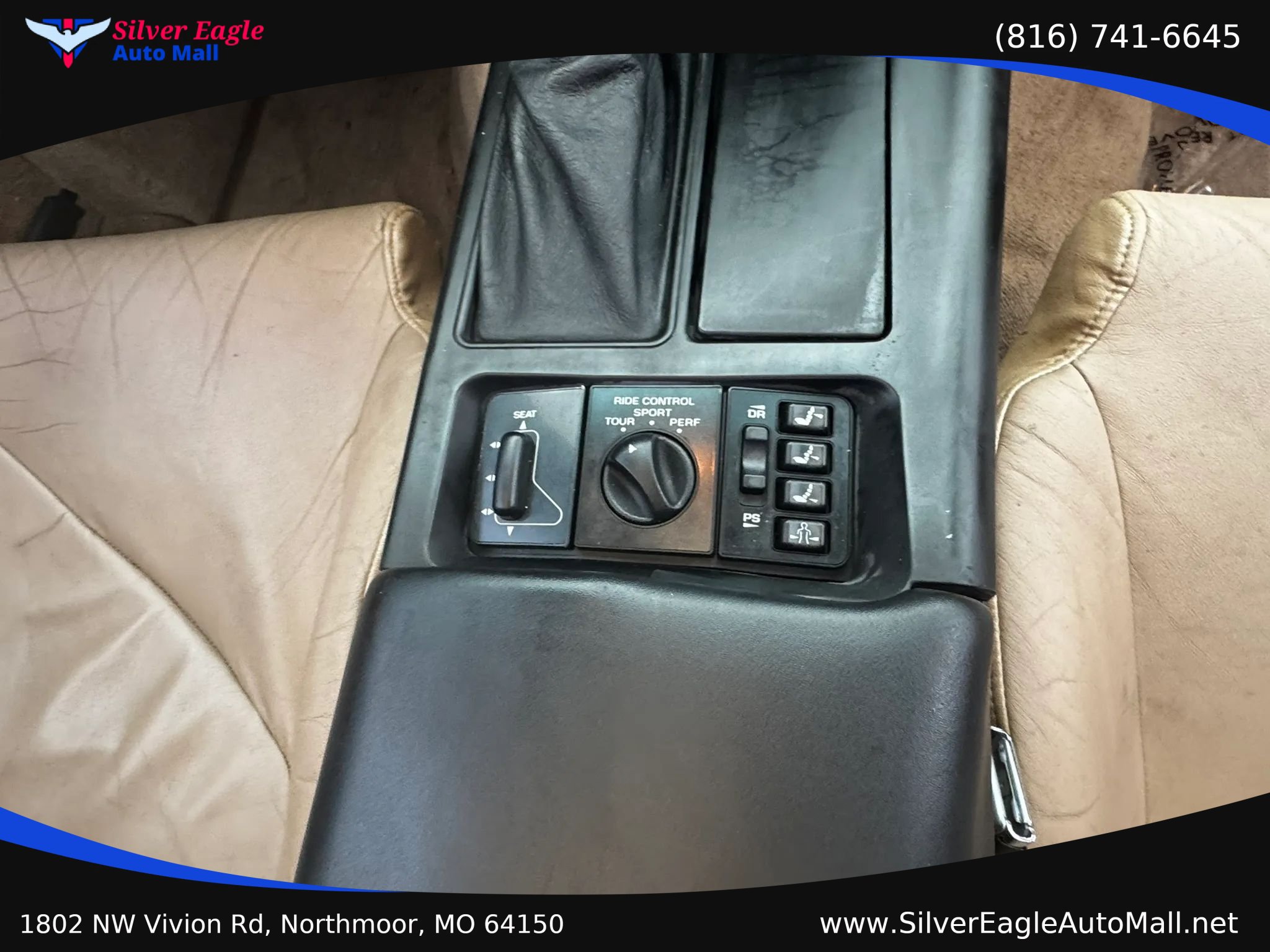 Used 1994 Chevrolet Corvette Coupe RWD image 17