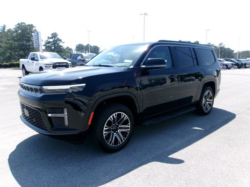 New 2026 Jeep Grand Wagoneer 4WD image 2