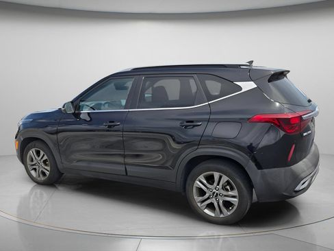 Used 2023 Kia Seltos S FWD image 7