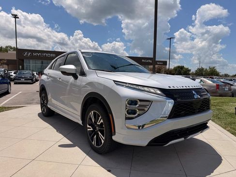 Used 2023 Mitsubishi Eclipse Cross SEL AWD/4WD image 10