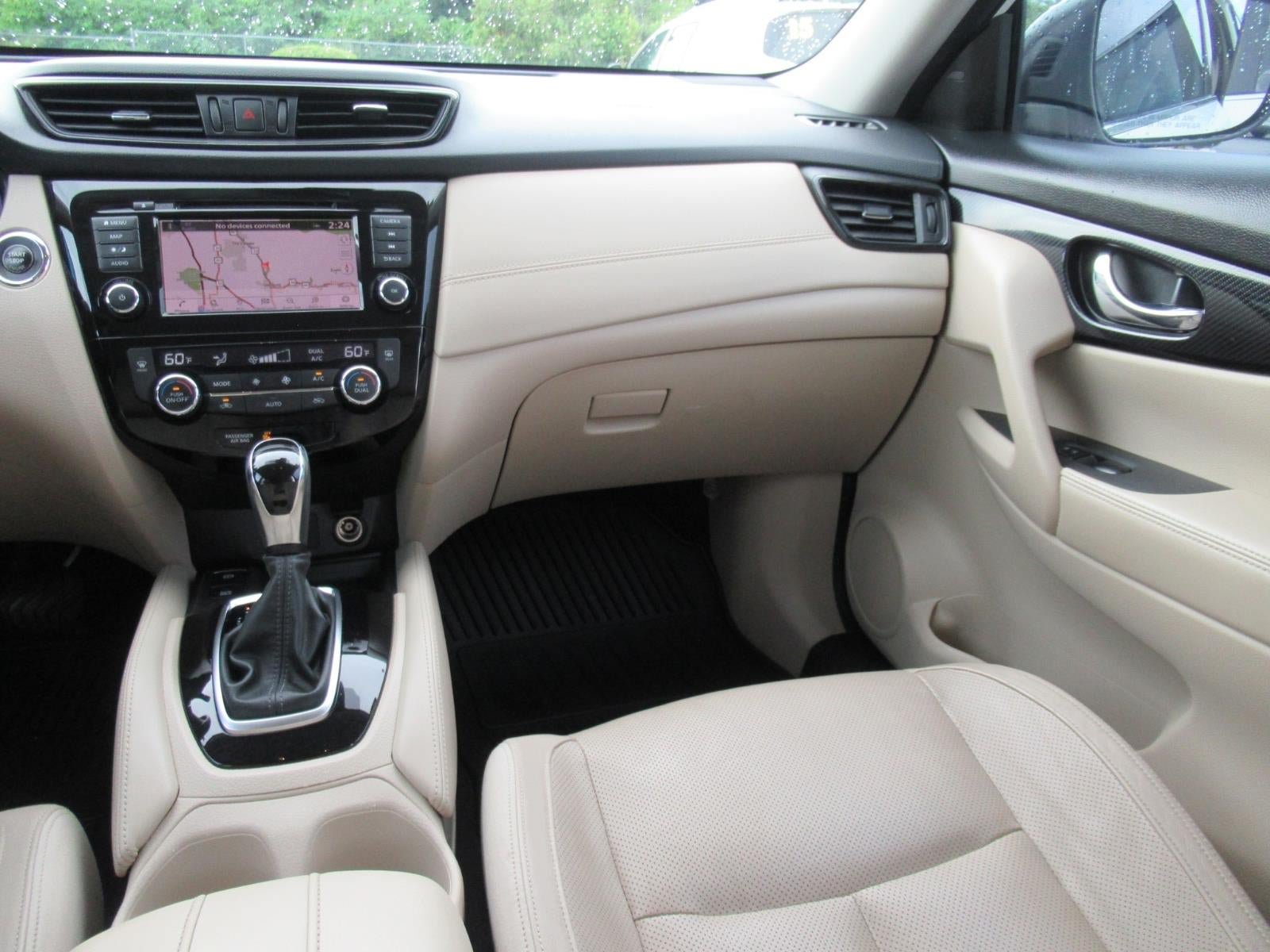 Used 2018 Nissan Rogue SL w/ Premium Package FWD image 14