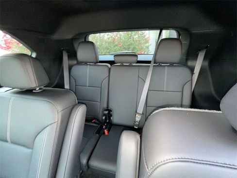 New 2025 GMC Acadia Elevation w/ Elevation Premium Package image 33