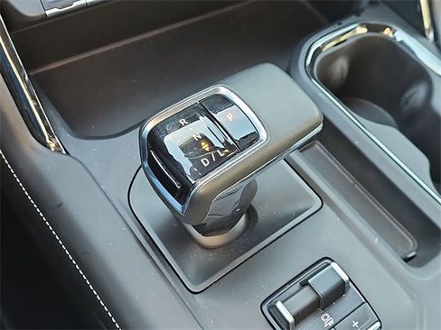 Used 2023 GMC Sierra 1500 AT4X image 14