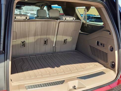 New 2026 GMC Yukon XL Denali w/ Sun & Power Step Package image 8