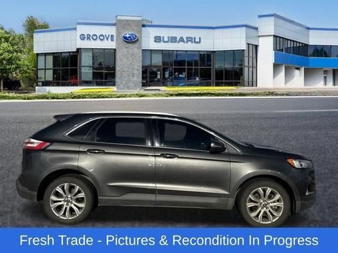 Used 2019 Ford Edge Titanium w/ Cold Weather Package AWD/4WD image 7