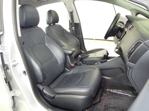 Used 2016 Kia Rio SX image 19