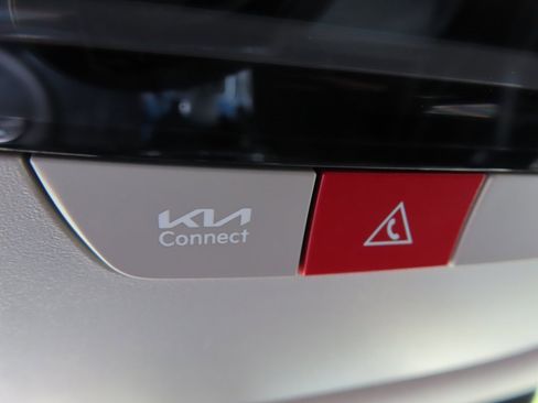 New 2026 Kia Seltos SX w/ SX Sunroof Package image 16