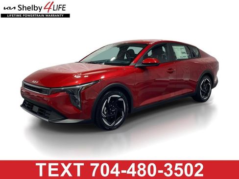 New 2026 Kia K4 EX FWD image 1