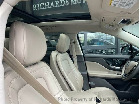 Used 2020 Lincoln Corsair Reserve w/ Elements Package image 22