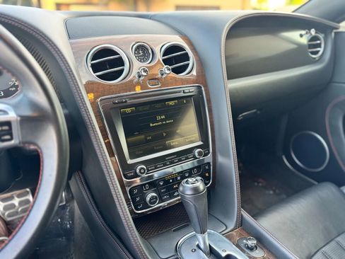 Used 2014 Bentley Continental GT image 24