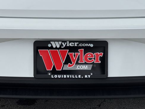 Used 2023 Hyundai Elantra SEL w/ Convenience Package image 42