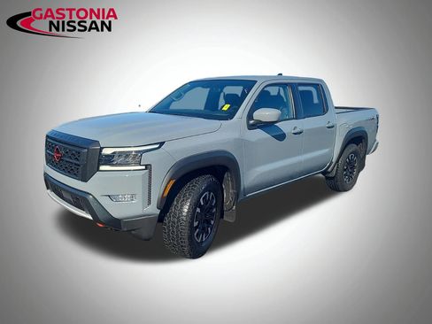 Used 2024 Nissan Frontier Pro-X w/ Technology Package image 6