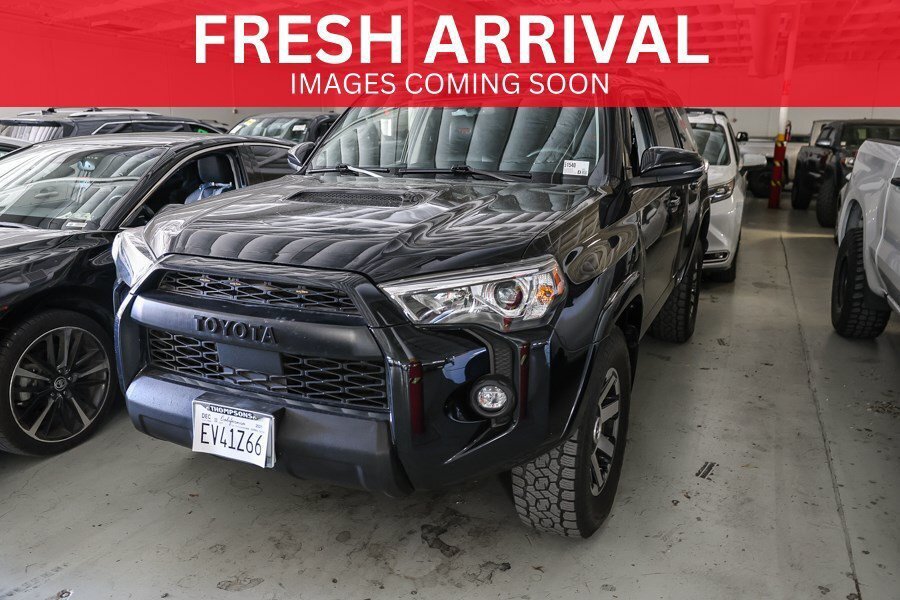 Used 2021 Toyota 4Runner TRD Off-Road Premium w/ Moonroof Package AWD/4WD image 1