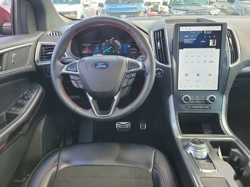 Certified 2024 Ford Edge ST-Line AWD/4WD image 12