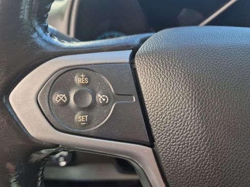 Used 2020 Chevrolet Colorado LT w/ LT Convenience Package AWD/4WD image 14