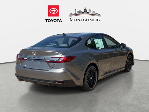 New 2026 Toyota Camry SE FWD image 3