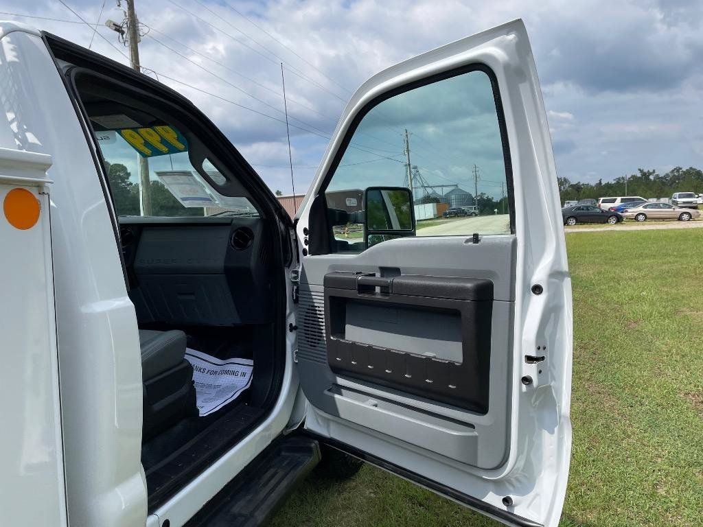 Used 2016 Ford F250 XL w/ Power Equipment Group AWD/4WD image 14