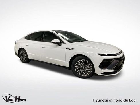 New 2026 Hyundai Sonata SEL image 1