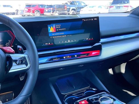 Used 2026 BMW M5 w/ Executive Package image 9