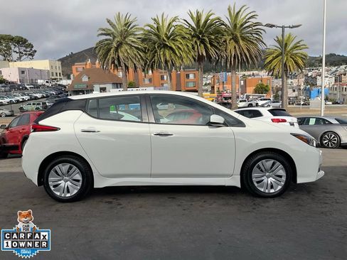 Used 2025 Nissan Leaf S FWD image 3