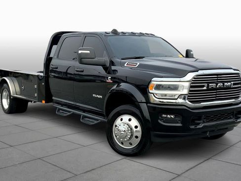 Used 2024 RAM 5500 Laramie image 3