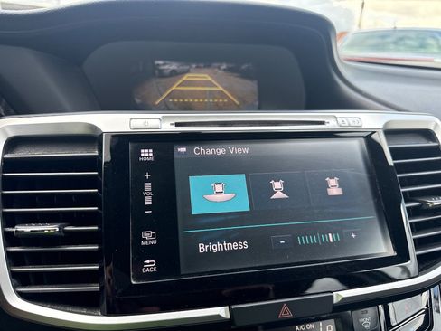 Used 2017 Honda Accord EX-L image 15