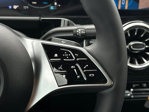 New 2026 Mercedes-Benz GLA 250 4MATIC image 25