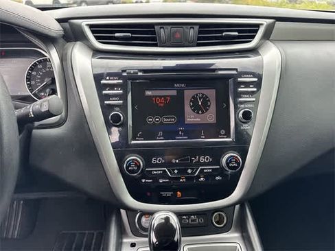 Used 2021 Nissan Murano SV image 19