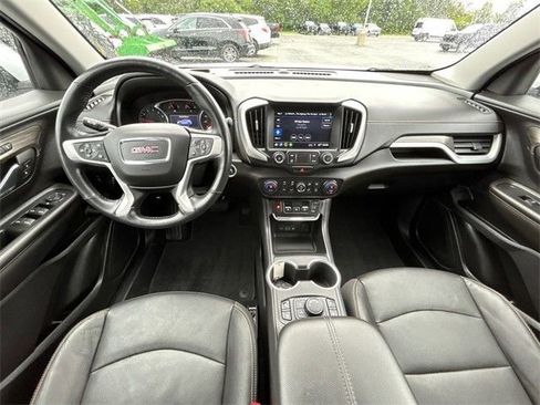 Used 2021 GMC Terrain SLT image 13