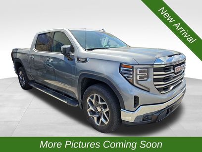 Used 2023 GMC Sierra 1500 SLT w/ SLT Premium Package