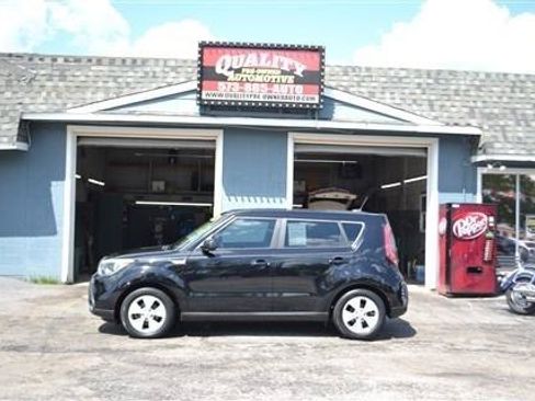 Used 2016 Kia Soul w/ Convenience Package FWD image 1