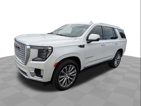 Certified 2021 GMC Yukon Denali w/ Denali Premium Package image 8