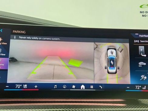 Used 2023 BMW i7 xDrive60 w/ Executive Package 2 AWD/4WD image 46