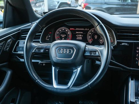 Used 2019 Audi Q8 Premium w/ Convenience Package image 16