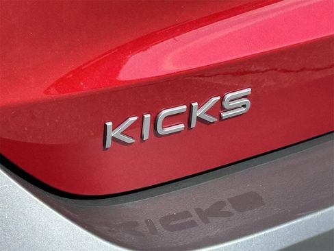 New 2026 Nissan Kicks SV FWD image 8