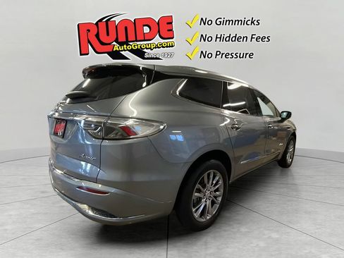 Used 2023 Buick Enclave Avenir w/ Avenir Technology Package AWD/4WD image 6
