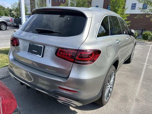 Used 2021 Mercedes-Benz GLC 300 image 4