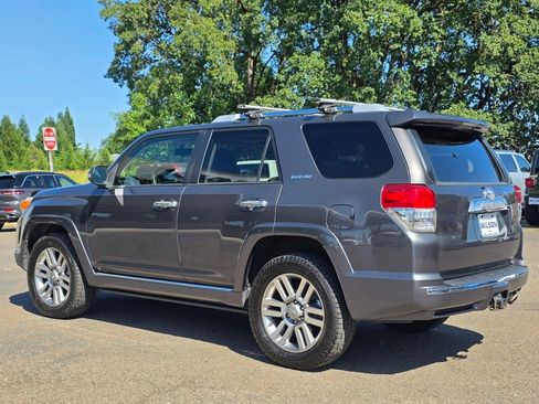 Used 2013 Toyota 4Runner Limited image 35