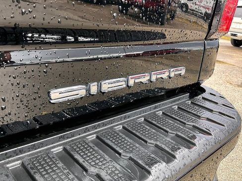 Used 2024 GMC Sierra 2500 Denali w/ Denali Reserve Package image 20