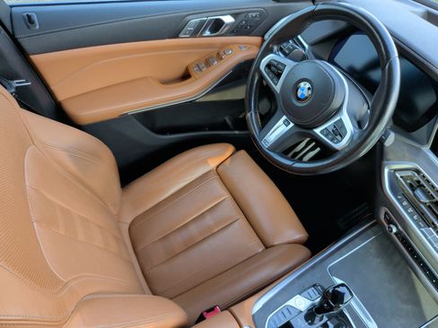 Used 2022 BMW X7 xDrive40i w/ M Sport Package AWD/4WD image 35