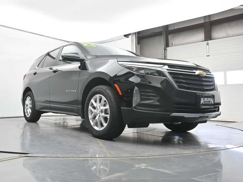 Used 2023 Chevrolet Equinox LT AWD/4WD image 18
