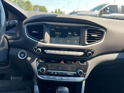 Used 2019 Hyundai Ioniq SEL FWD image 16