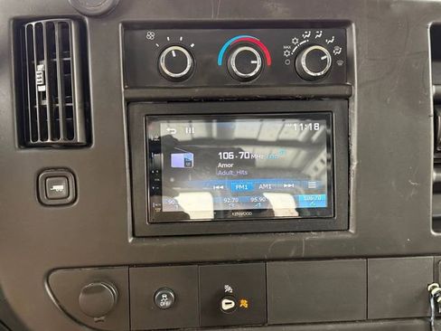 Used 2016 GMC Savana 2500 image 27