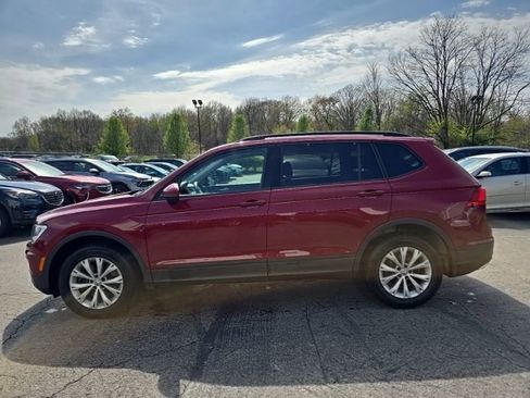 Used 2018 Volkswagen Tiguan S image 4