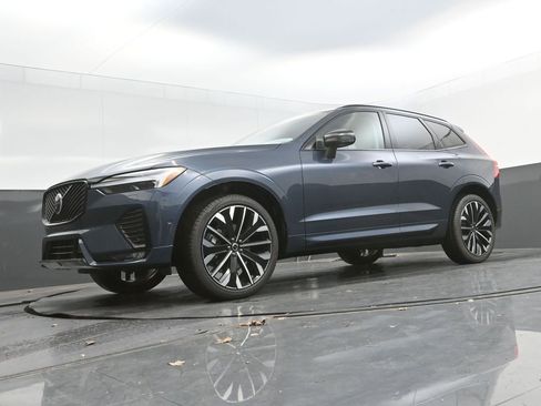 New 2026 Volvo XC60 B5 Ultra w/ Protection Package Premier AWD/4WD image 30