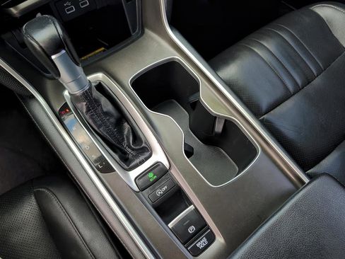 Used 2021 Honda Accord EX-L image 26