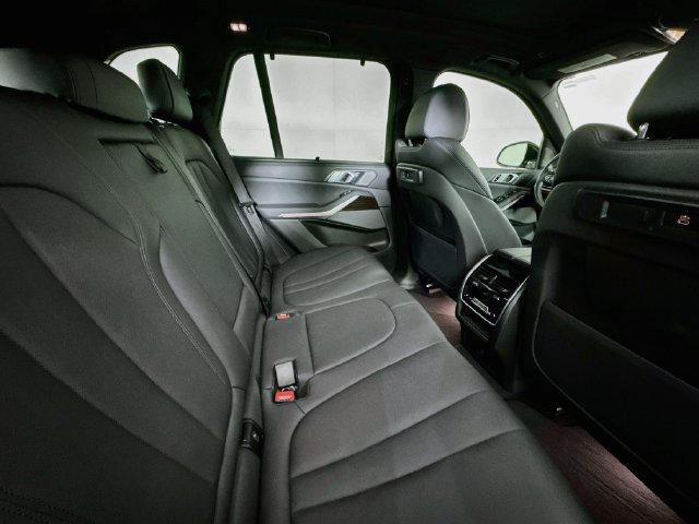 Used 2021 BMW X5 sDrive40i w/ Premium Package RWD image 24