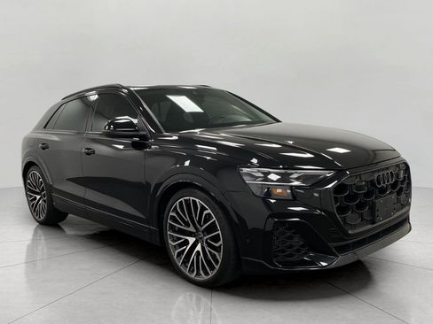 Used 2024 Audi SQ8 Prestige AWD/4WD image 1