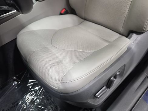 Certified 2021 Toyota Camry XLE w/ Navigation Upgrade Package FWD image 24